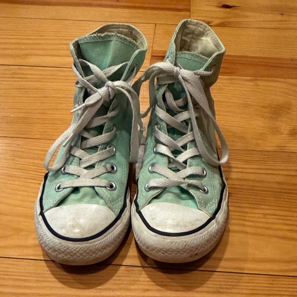 High-Top Converse Mint Green I accept offers